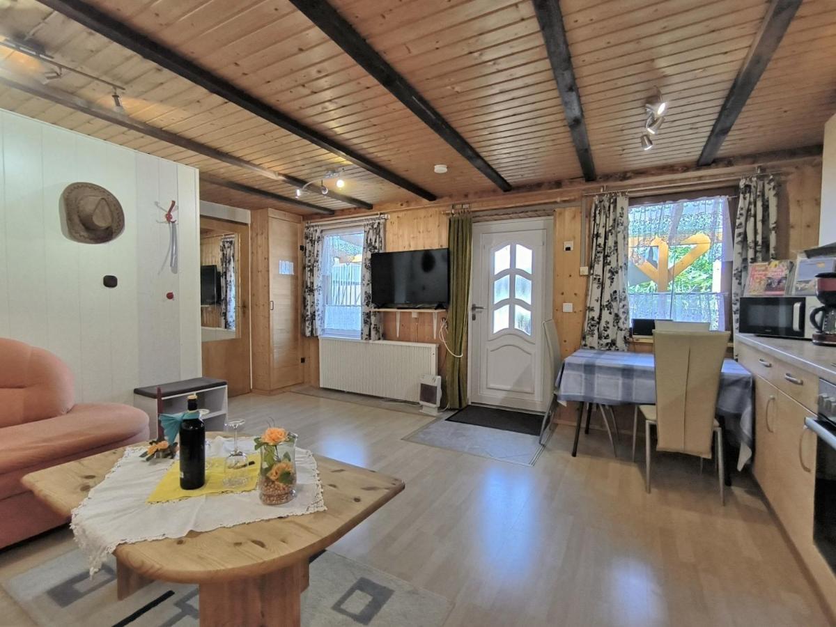 Ferienwohnung Mohnkopf - Unterkunft Fuer 2 Bis 3 Personen Mit Terrasse Jerrishoe Экстерьер фото